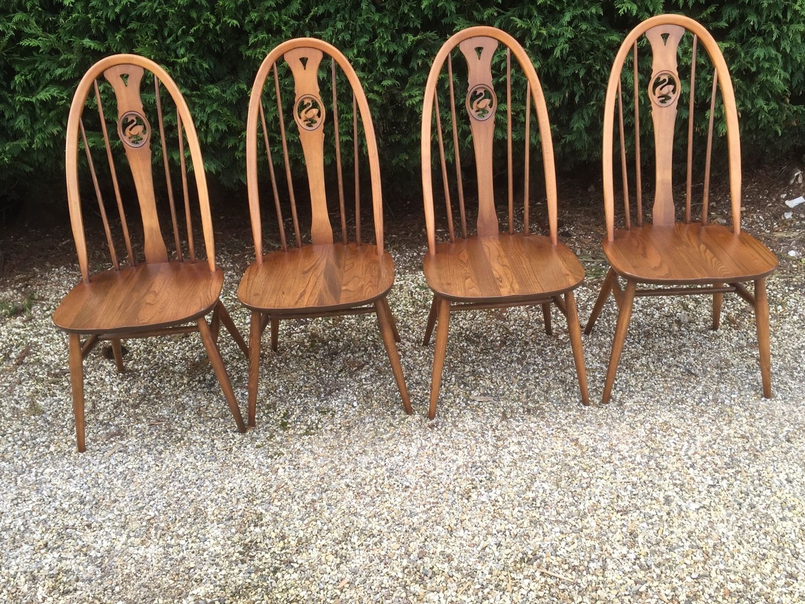 Good Set Of 4 Modern Ercol Quaker Swan Dining Chairs Clean