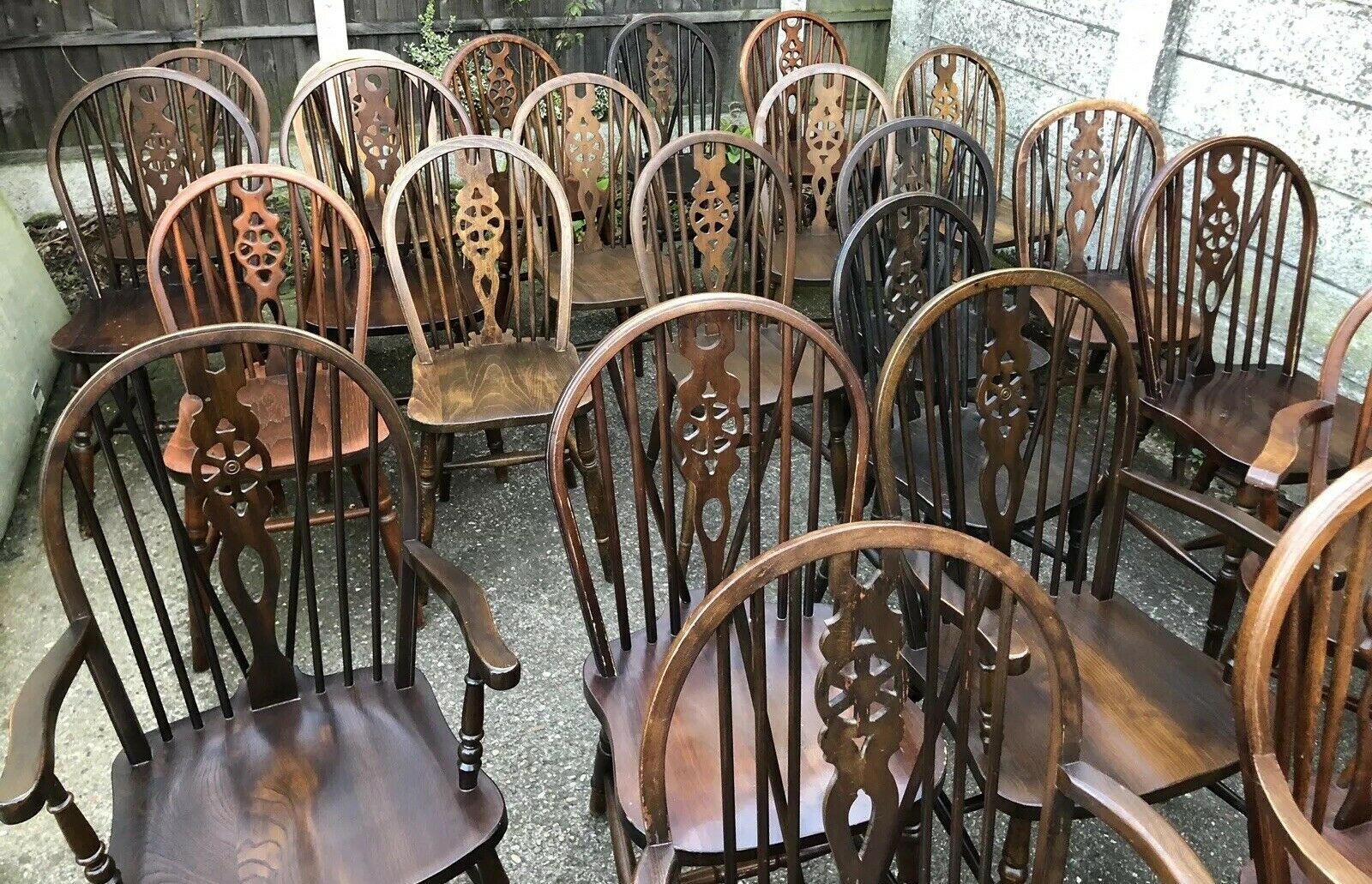 LARGE-COLLECTION-OF-ANTIQUE-STYLE-DINING-CHAIRS-IDEAL-FOR-PUBS-RESTAURANTS-ETC-303703695319-5